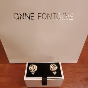 Anne Fontaine rose earrings